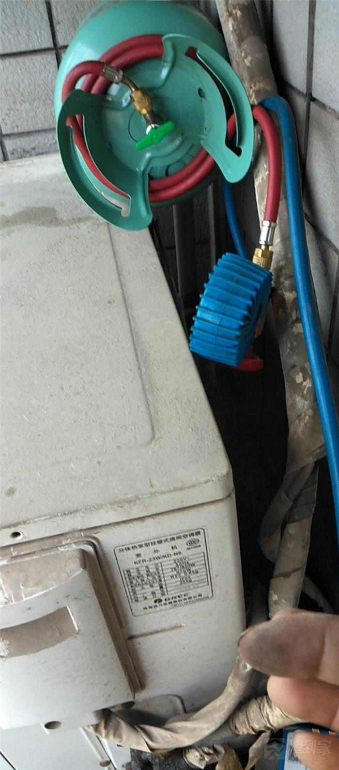 空调漏水在使用正常情况下,是不需要加制冷剂的